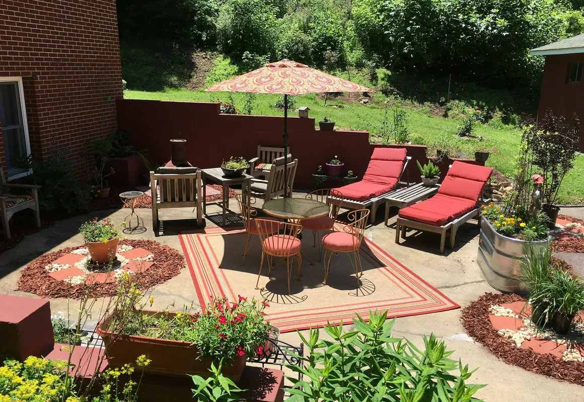 The Ashe Farm Bed & Breakfast hotel hero