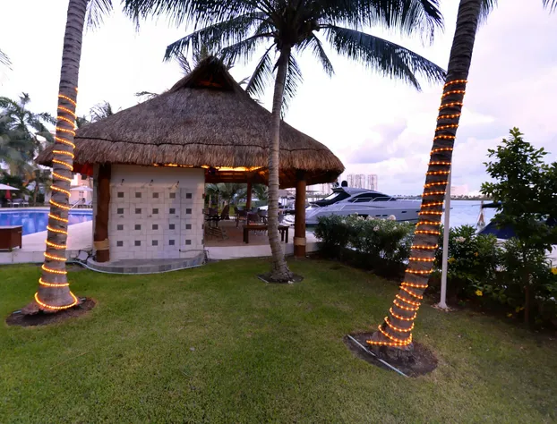 Sina Suites Cancún - Adults Only hotel detail image 1