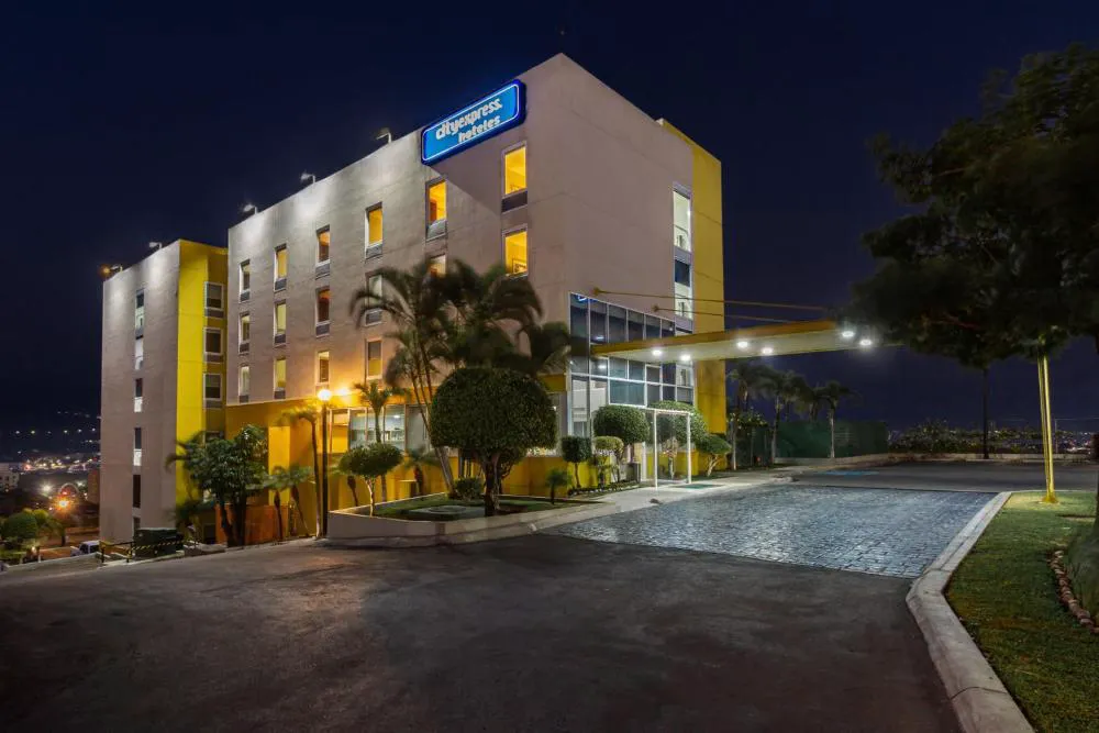 City Express by Marriott Tuxtla Gutierrez hotel hero
