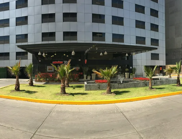 Holiday Inn México Santa Fe by IHG hotel detail image 1