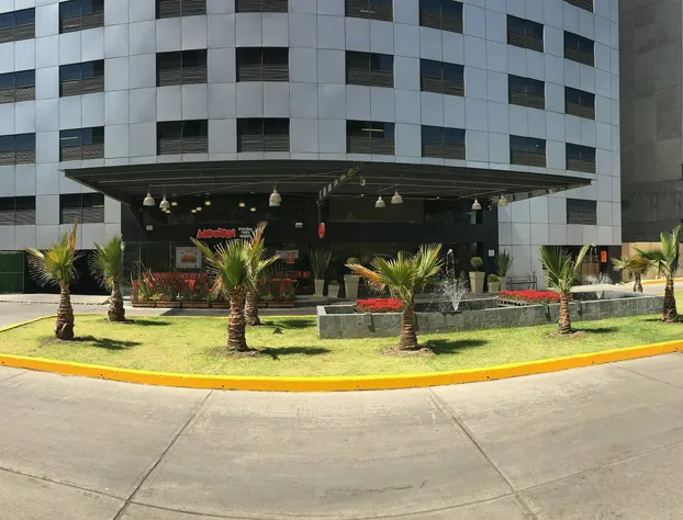 Holiday Inn México Santa Fe by IHG hotel detail image 1