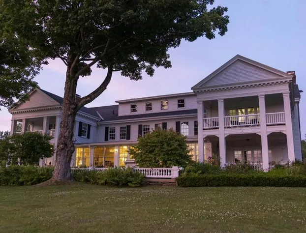 The White House Inn hotel detail image 1