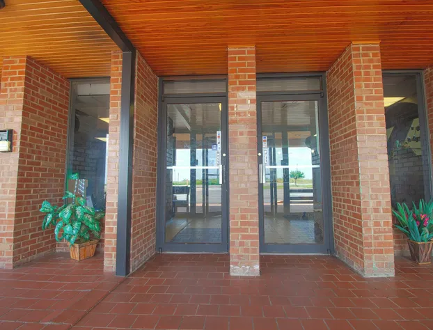 American Best Inn By OYO I-35 Perry hotel detail image 4