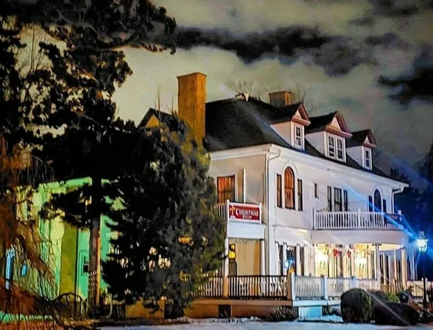 Mathis House, A Victorian Bed & Breakfast and Tea Room at 600 Main hotel detail image 1