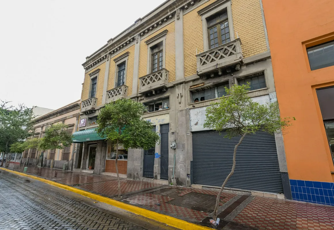Central Downtown Guadalajara hotel hero