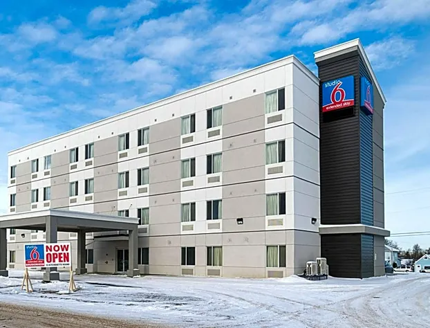 Studio 6 Bruderheim, AB hotel detail image 1