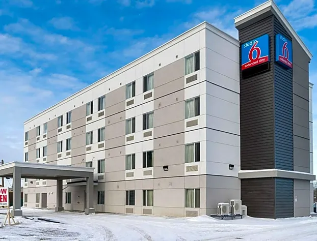 Studio 6 Bruderheim, AB hotel detail image 2