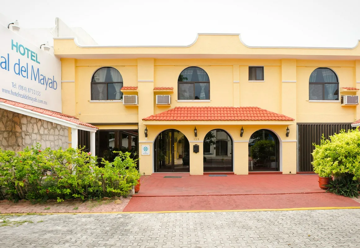 Hotel Real Del Mayab hotel hero