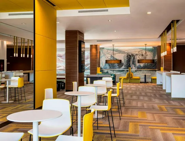 Residence Inn by Marriott Calgary Downtown/Beltline District hotel detail image 3