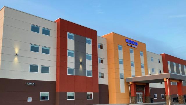 Meridian Inn & Suites Regina Airport hotel detail image 3