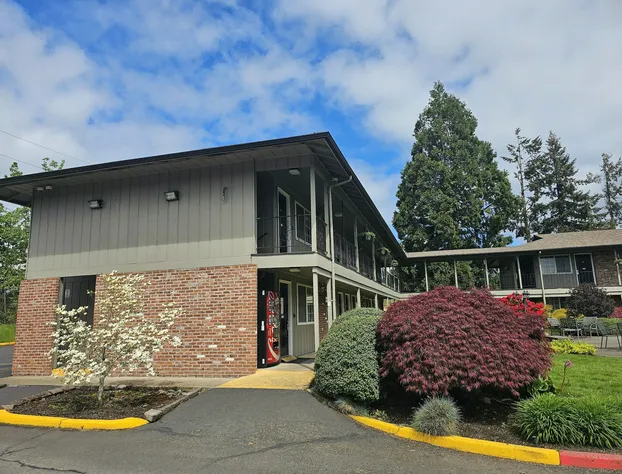 Village Inn Springfield hotel detail image 2