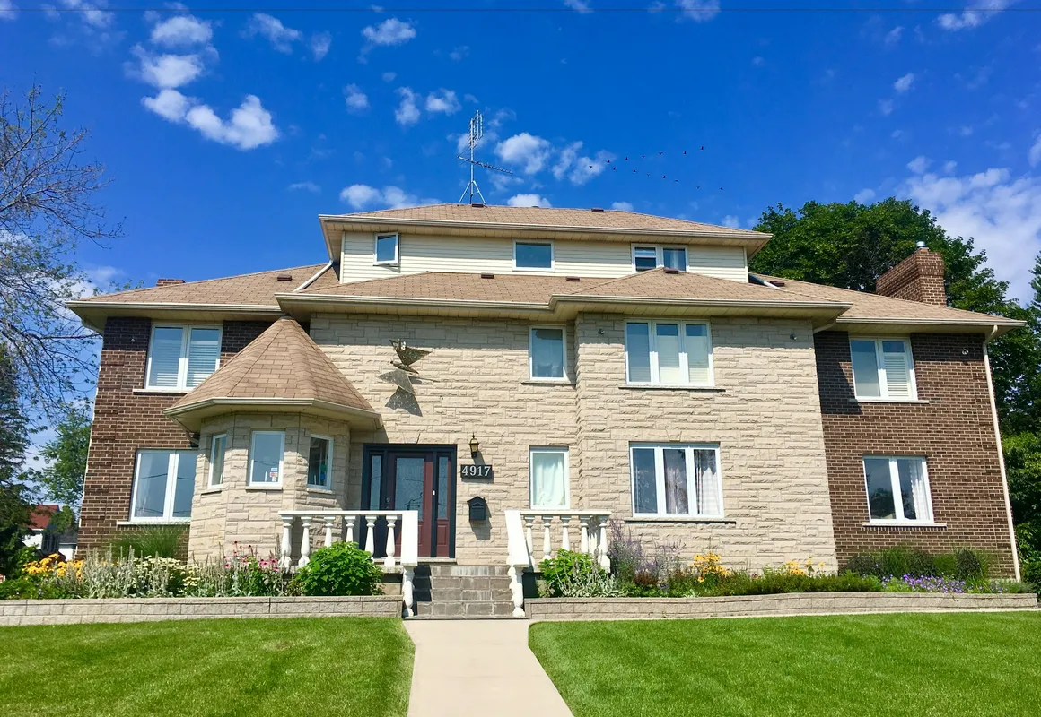 Butterfly Manor Bed & Breakfast hotel hero