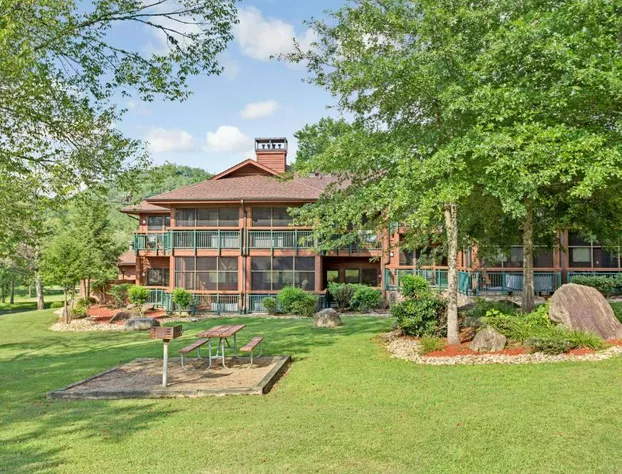 Hilton Vacation Club Bent Creek Golf Village Gatlinburg hotel detail image 1