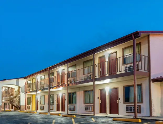 Red Roof Inn Buffalo, TX hotel detail image 4
