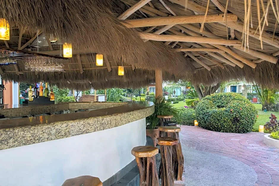 Flamingo Vallarta Hotel & Marina hotel hero