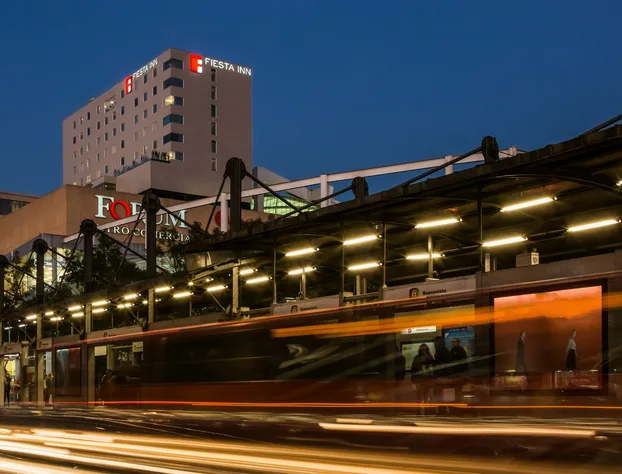 Fiesta Inn Express Ciudad de México Forum Buenavista hotel detail image 1