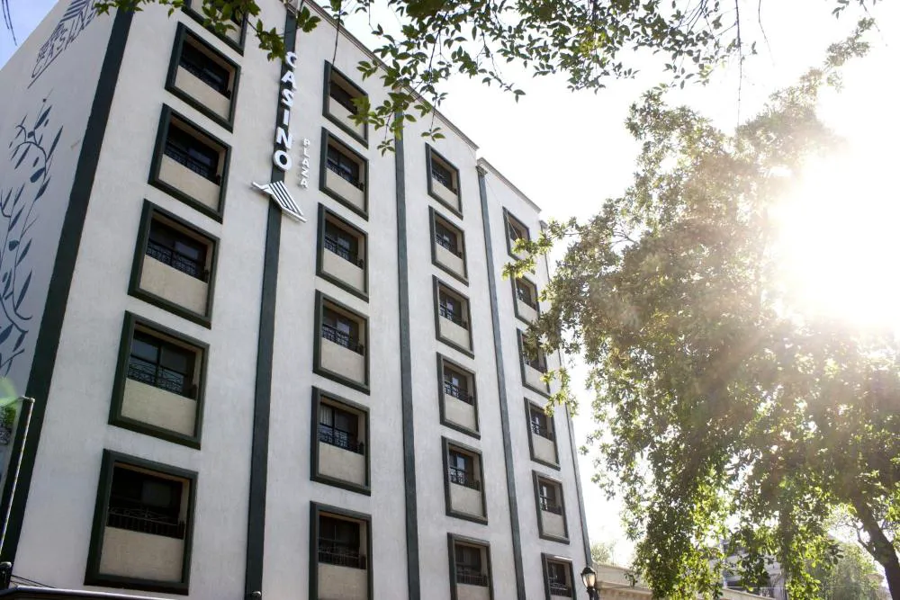 Hotel Casino Plaza hotel hero