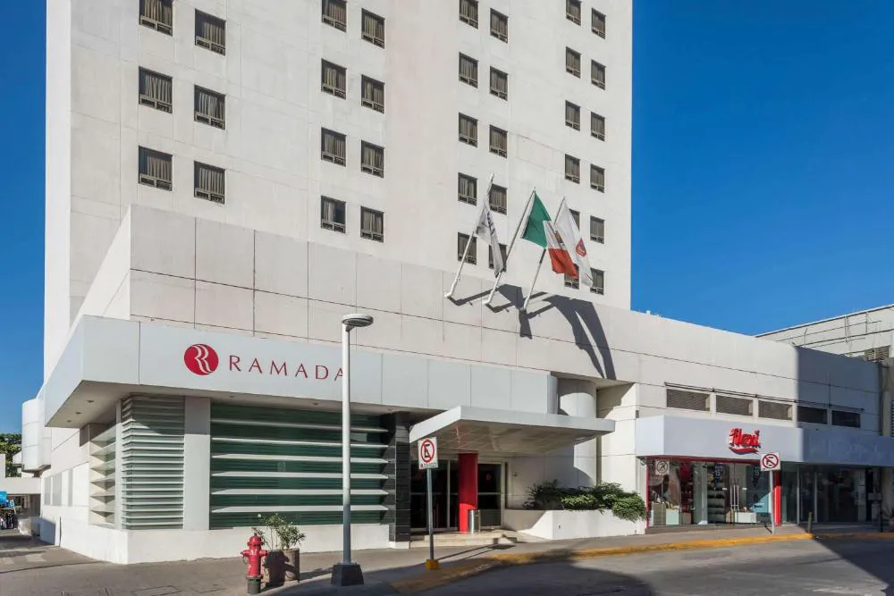 Ramada by Wyndham Hola Culiacan hotel hero