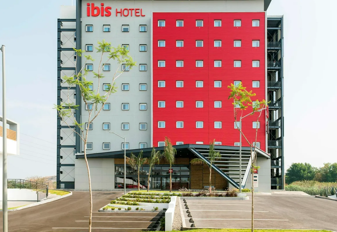 ibis Irapuato hotel hero