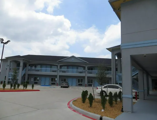 Haven Inn & Suites Willowbrook hotel detail image 4