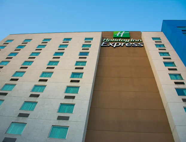 Holiday Inn Express Saltillo Zona Aeropuerto by IHG hotel detail image 2