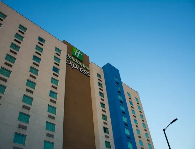 Holiday Inn Express Saltillo Zona Aeropuerto by IHG hotel detail image 3