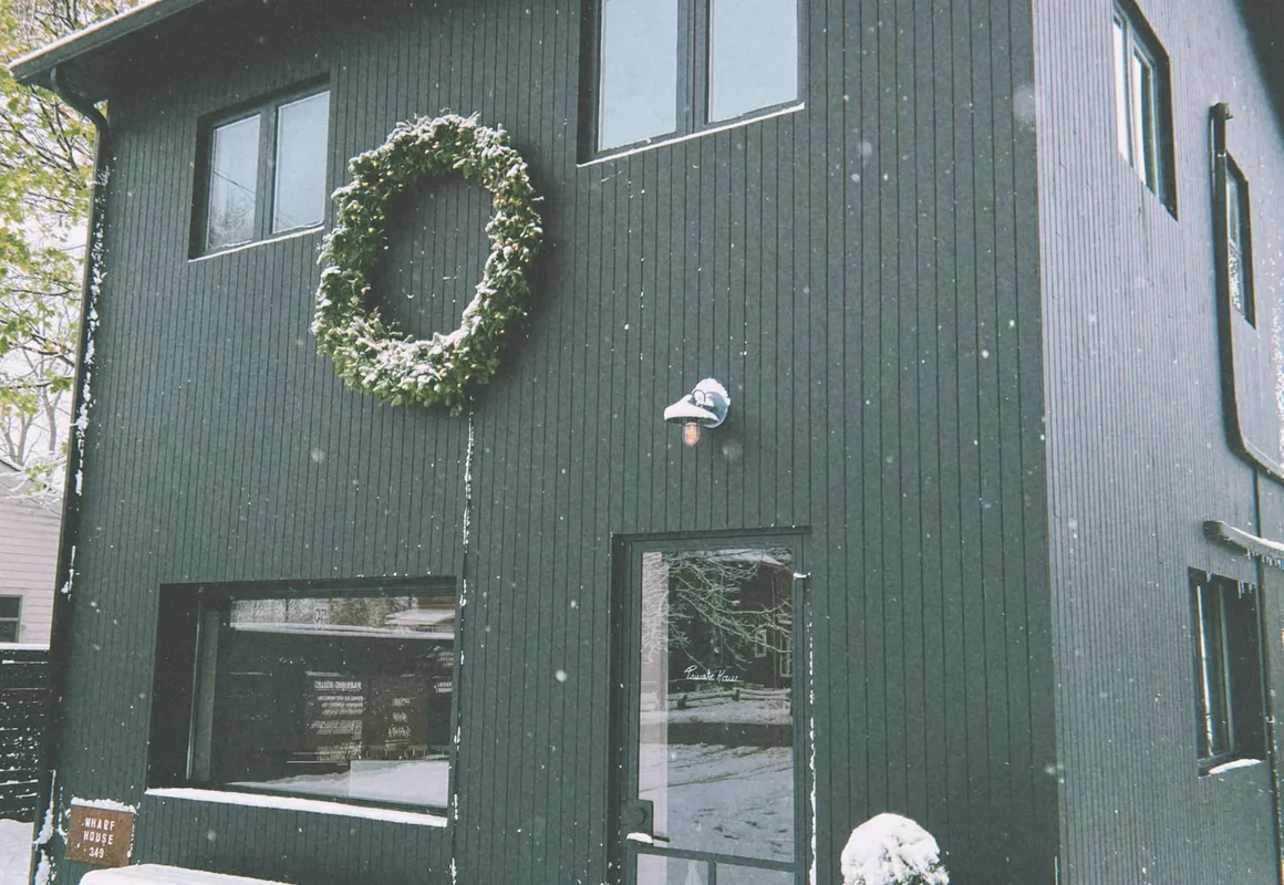 Lakeside Motel hotel hero