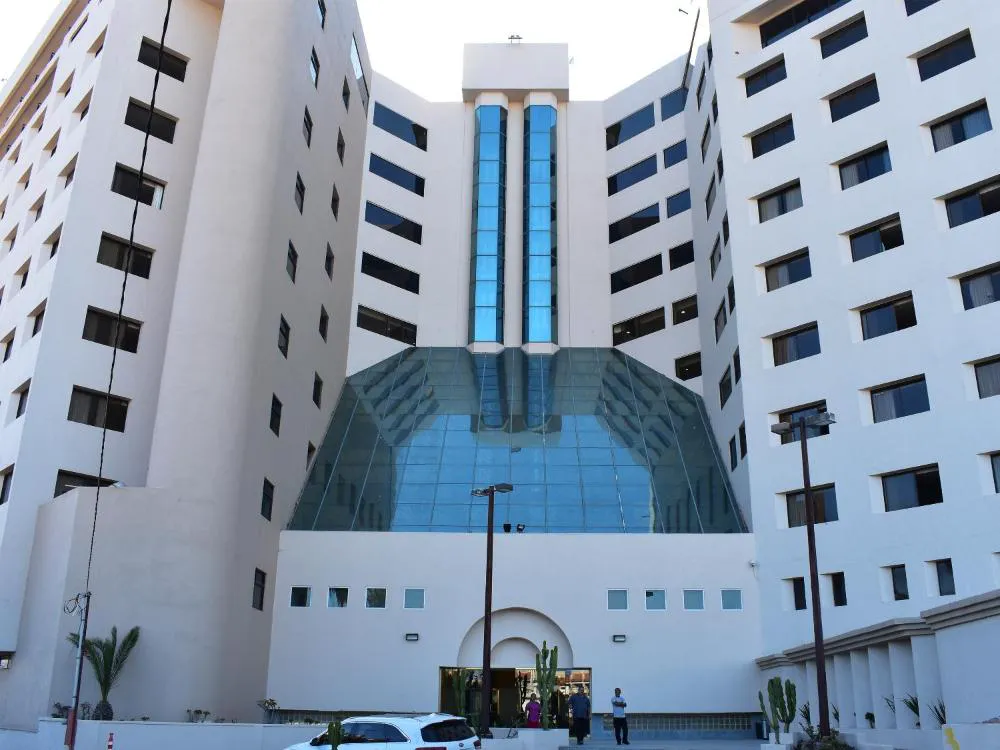 Hotel Corona Plaza hotel hero