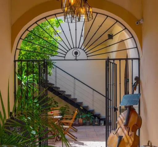 Hotel Boutique La Casa del Naranjo hotel detail image 1