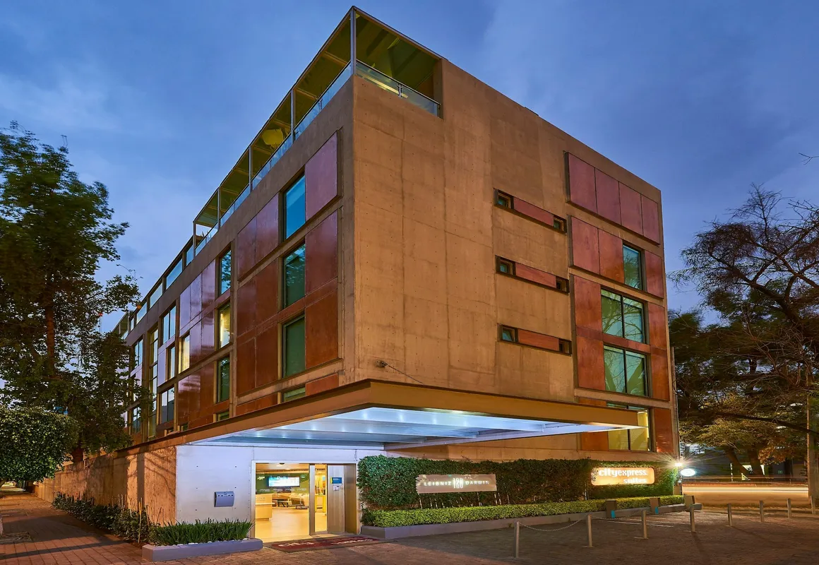 City Express Suites Anzures hotel hero