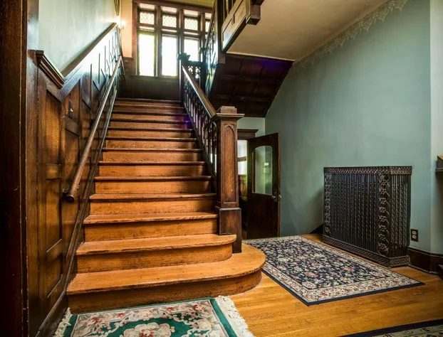 The Rogers House Inn Bed and Breakfast hotel detail image 1