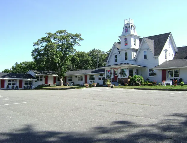 Lakelawn B&B Motel hotel detail image 4