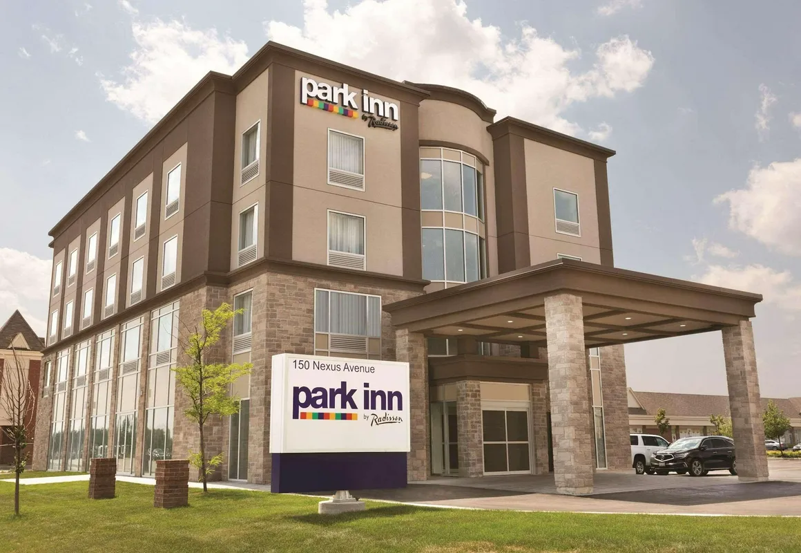 Park Inn by Radisson Brampton, On hotel hero