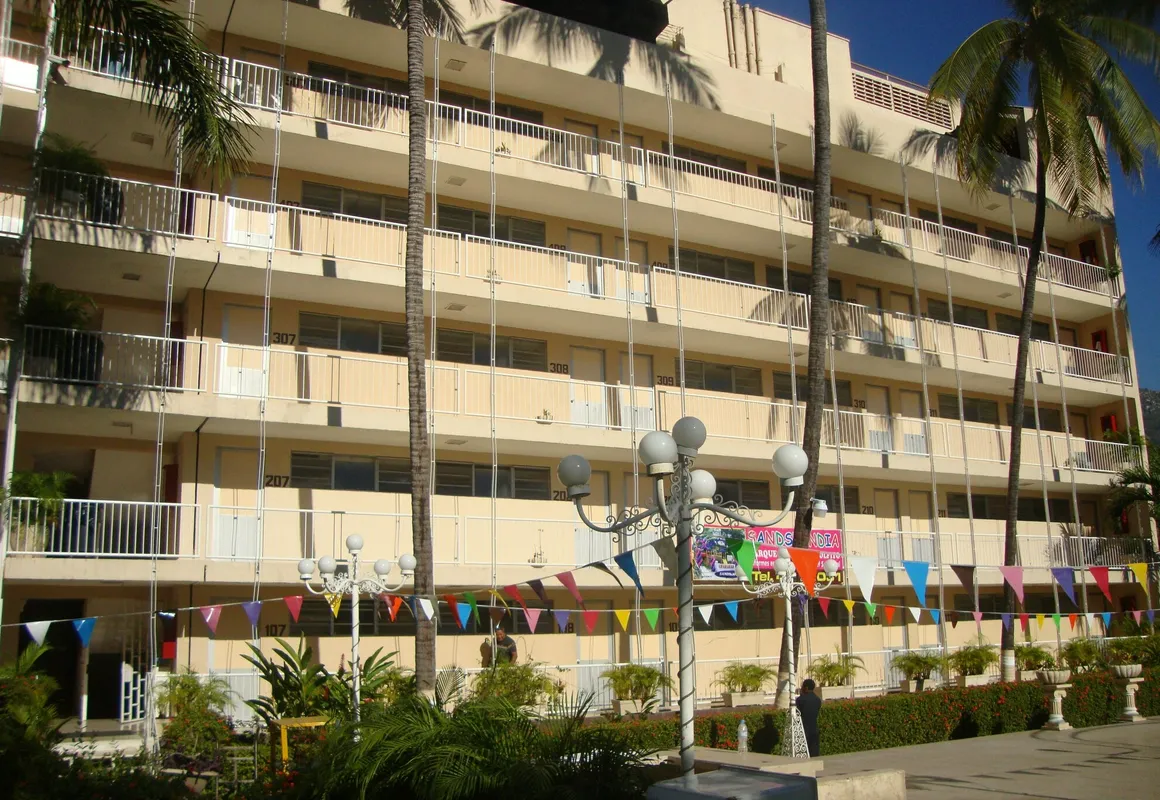 Sands Acapulco Hotel & Bungalows hotel hero