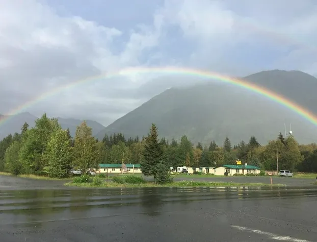 Bird Creek Motel hotel detail image 3