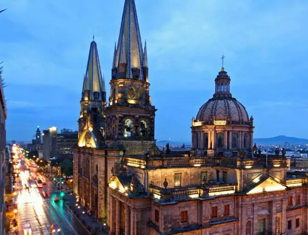One Guadalajara Centro Histórico hotel detail image 4