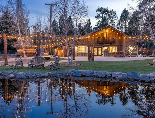 THE Suite #1997 hotel detail image 1