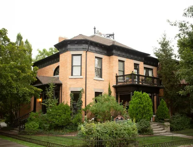 Ellerbeck Mansion Bed & Breakfast hotel detail image 1