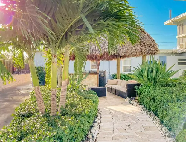 Sun Outdoors Marathon hotel detail image 1