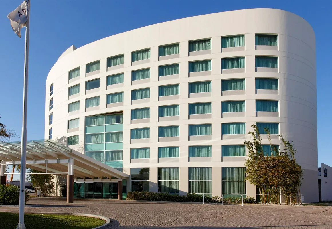 Crowne Plaza Villahermosa by IHG hotel hero