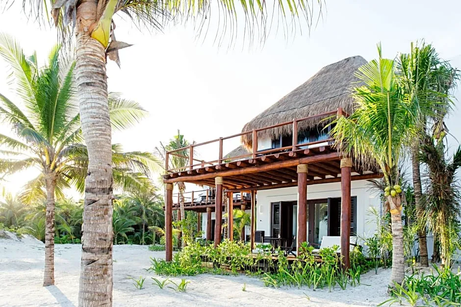 Hotel Esencia hotel hero