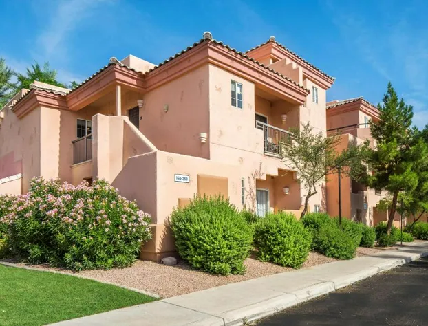 Hilton Vacation Club Scottsdale Villa Mirage hotel detail image 3