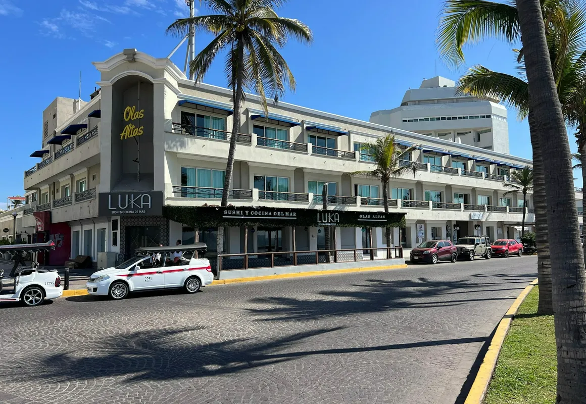 Hotel La Siesta Malecón hotel hero