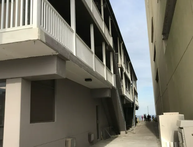 Oceans 24 hotel detail image 2