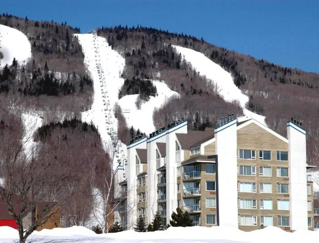 Hébergement Mont-Sainte-Anne hotel detail image 1