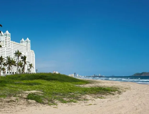 Hotel Riu Emerald Bay - All Inclusive hotel detail image 2