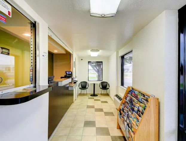 Studio 6 Midwest City, OK - Oklahoma City hotel detail image 4