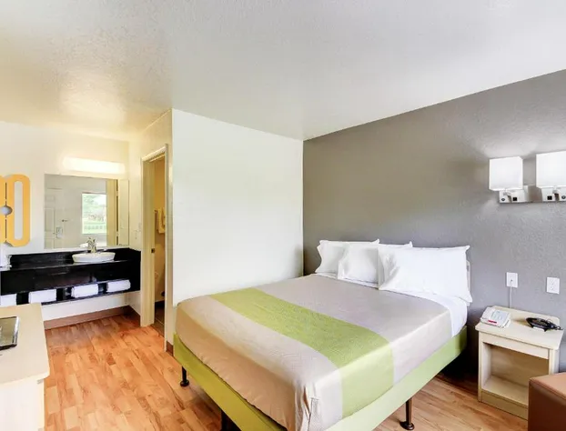 Studio 6 Midwest City, OK - Oklahoma City hotel detail image 3