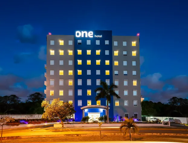 One Cancun Centro hotel detail image 1