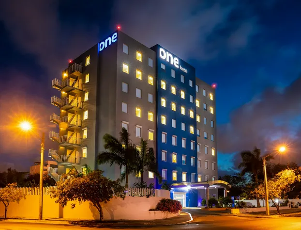 One Cancun Centro hotel detail image 1